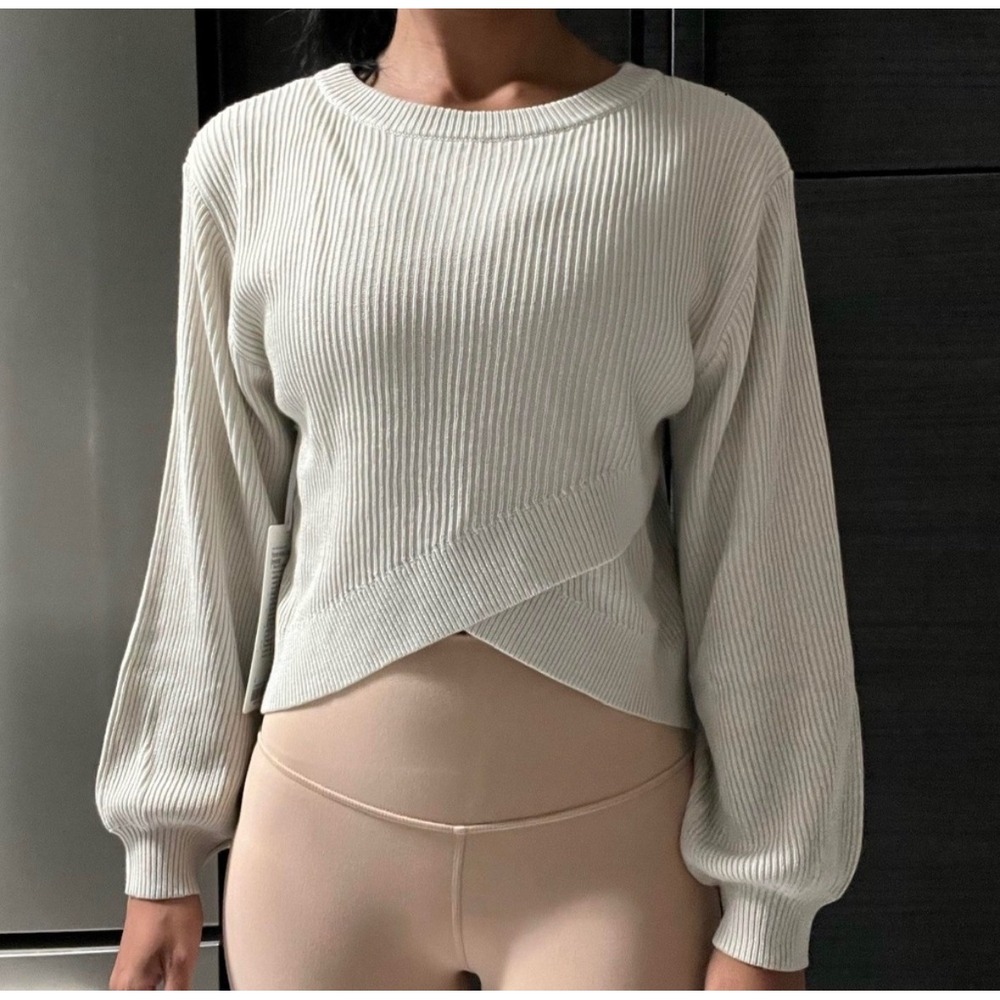 Lululemon‎ Reversible Crossover Sweater, Cream, Sz M